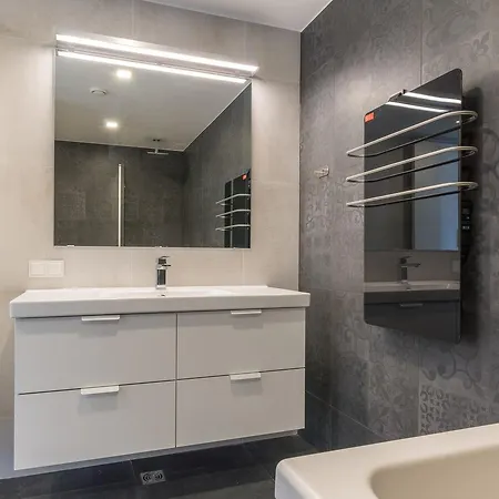 Best - Poordi Luxury * تالين